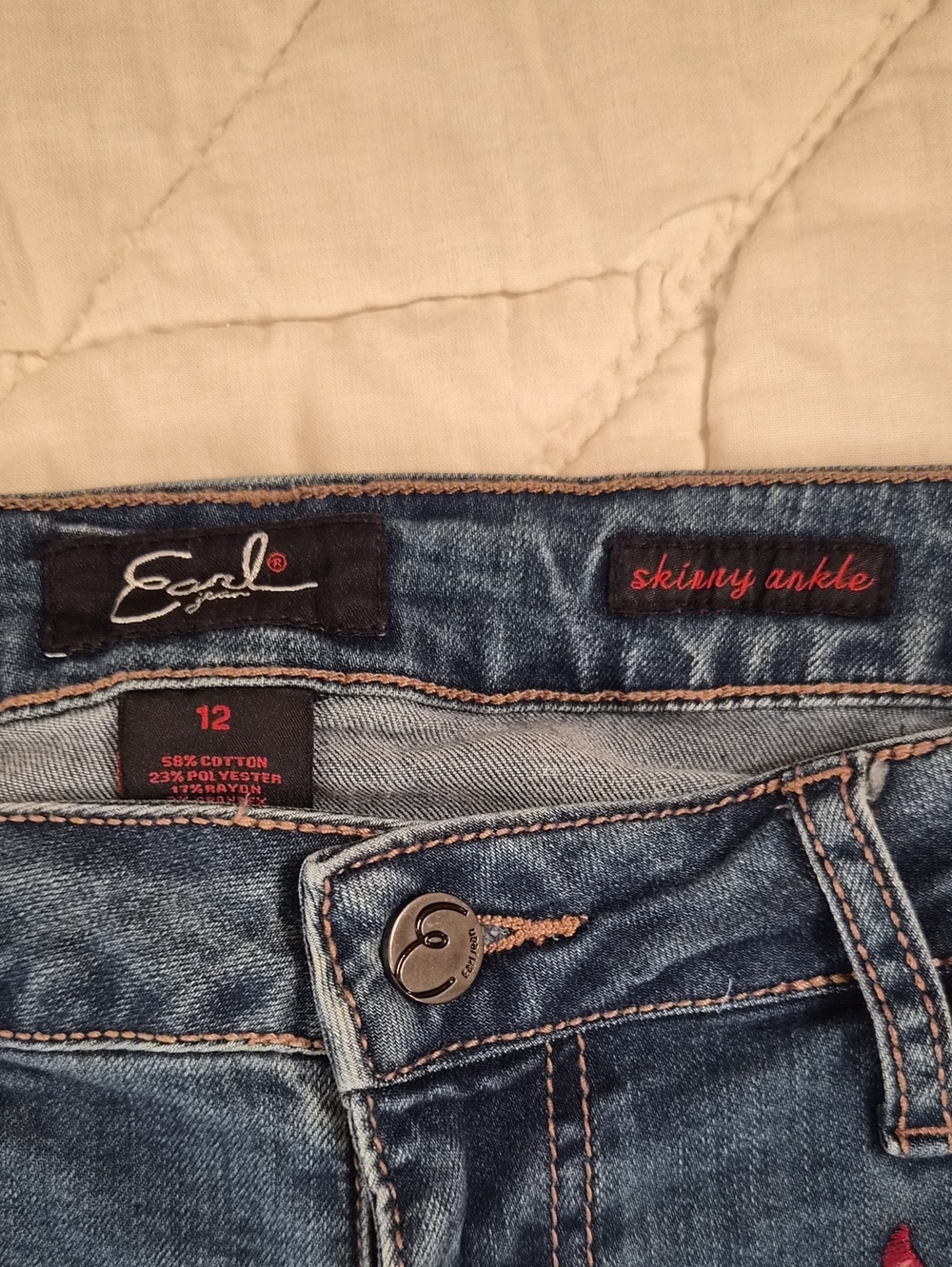 Earl - Floral Embroidered Skinny Ankle Jeans- Size 12 - Picture 10 of 11